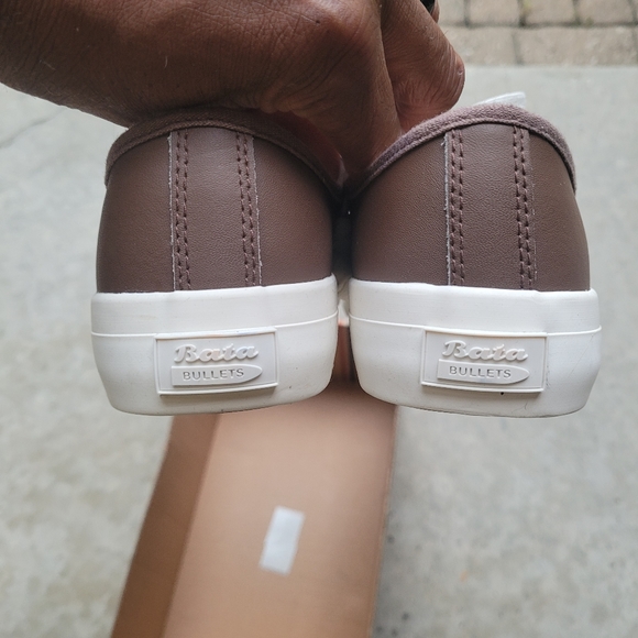 NWT Bata Bullets Sneakers - Picture 4 of 14